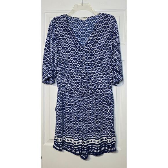 Beach Lunch Lounge Romper Shorts Women L Snap At V Neck Blue Ikat Pattern‎ Boho - Picture 1 of 5